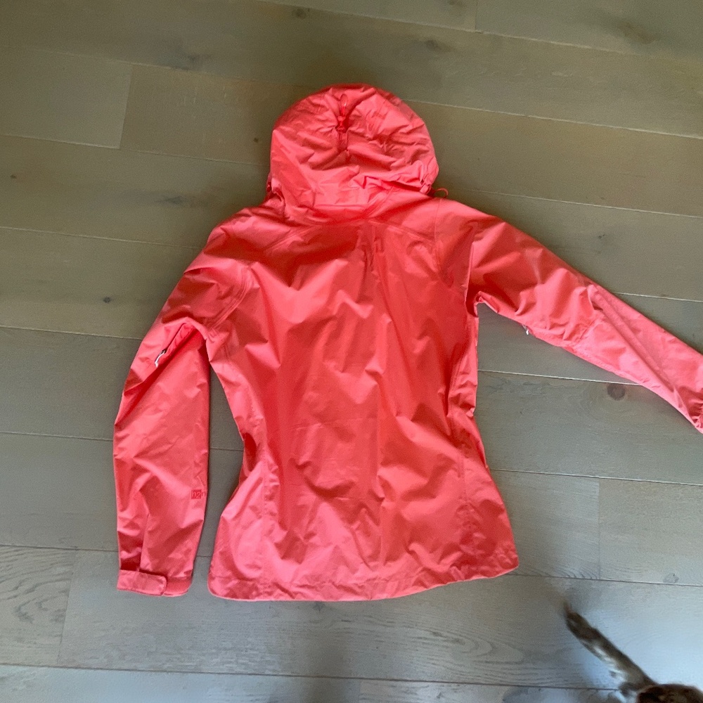 New PATAGONIA rain jacket